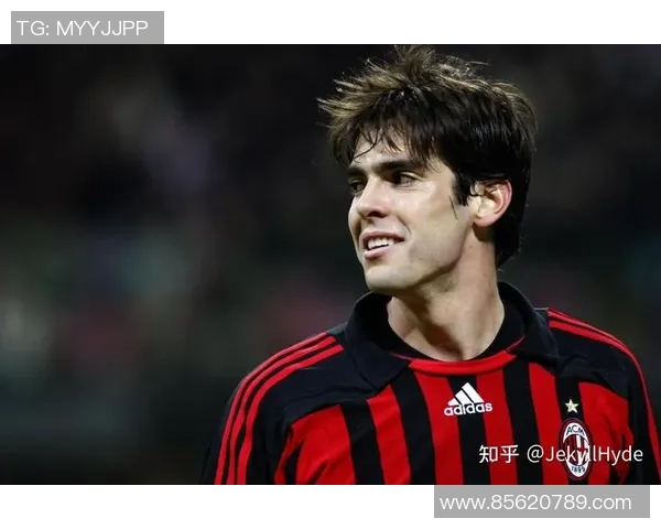 足球明星齐肩发型大盘点时尚与运动的完美结合展示 足球明星齐肩发型大盘点时尚与运动的完美结合展示