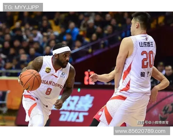 重庆羽毛球队以72分稳居冠军赛积分榜首位展现强劲实力 重庆羽毛球队以72分稳居冠军赛积分榜首位展现强劲实力